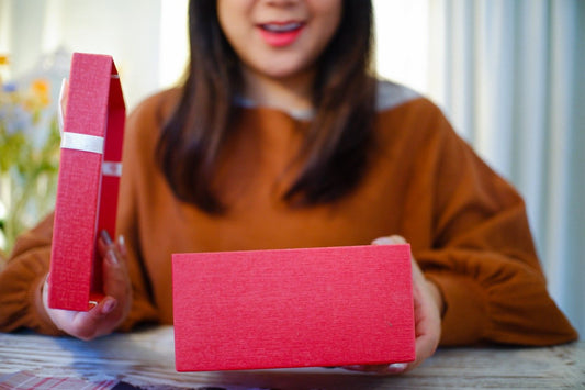 Gen Z Gifting Trends Why Aesthetics, Unboxing, and Mystery Outshine Traditional Presents